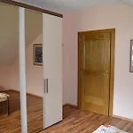 Silvia Sankt Kanzian am Klopeiner See