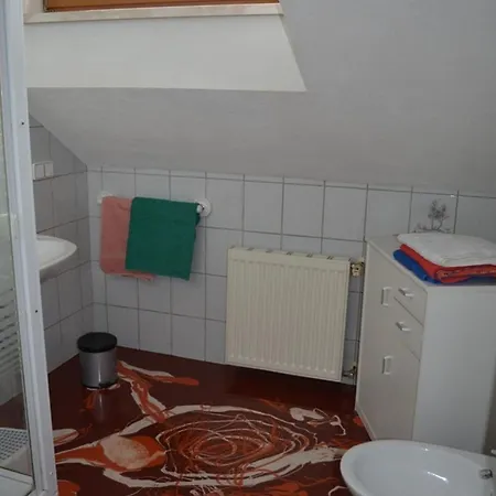 Silvia Sankt Kanzian am Klopeiner See